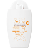 ¡Bienvenido a DermaBella con el innovador AV Solar Fluido Mineral SPF50+ x 40ml! Este fluido mineral ha sido formulado para proporcionar una defensa efectiva contra los rayos UVA y UVB, ofreciendo una protección suave y natural para tu piel.