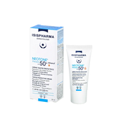 Protege tu piel del sol y previene la hiperpigmentación con Neotone Prevent SPF50+, ahora disponible en DermaBella. Esta fórmula combina una alta protección solar con ingredientes que ayudan a prevenir la aparición de manchas oscuras y mantener una tez radiante.