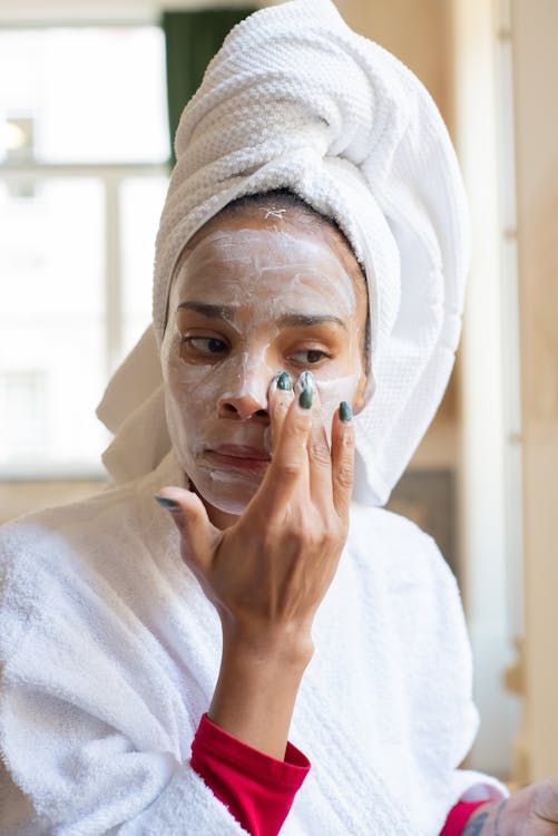 Retinol para principiantes: cómo empezar sin irritar tu piel