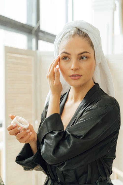 Niacinamida para manchas en piel morena: ¿funciona realmente?