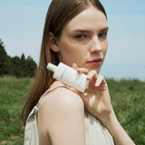 SKIN1004 Tea-Trica Soothing Sun Milk SPF50+ | Protector Solar Coreano para Piel con Acné