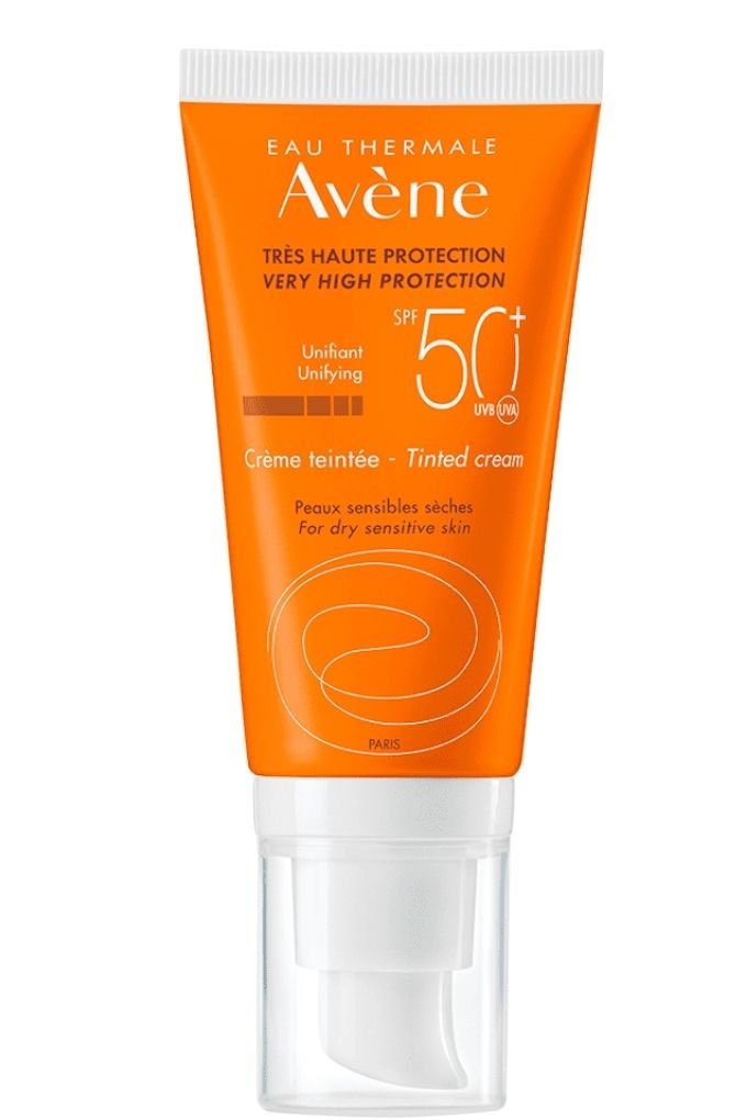 ¡Descubre la protección solar con un toque de color y elegancia gracias a AV Solar LN Crema Color SPF50+ de DermaBella! Esta crema solar ha sido diseñada para proporcionar una defensa efectiva contra los rayos UVA y UVB, mientras ofrece un delicado tono de color que realza tu belleza natural.