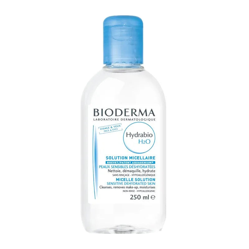 La Hydrabio H2O Solución Micelar es un producto de limpieza facial suave y efectivo de la línea Hydrabio de DermaBella. Esta solución micelar está especialmente formulada para pieles deshidratadas y sensibles, y es perfecta para eliminar el maquillaje y las impurezas del rostro sin irritar la piel.