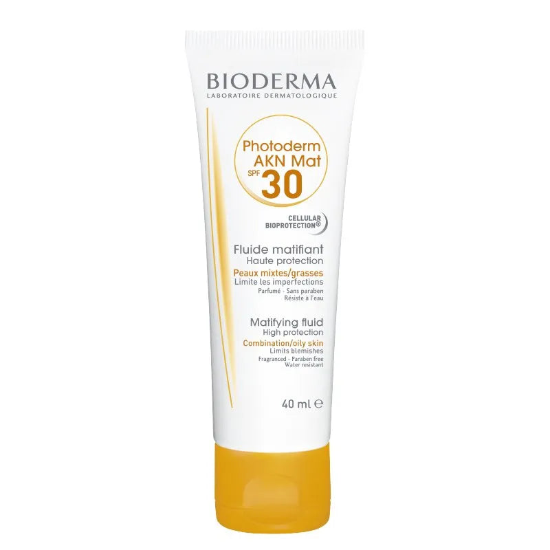 Protege tu piel con elegancia usando el Fluido SPF30 Photoderm AKN Mat, disponible exclusivamente en nuestra tienda. Este fluido solar ha sido formulado para pieles mixtas a grasas, proporcionando una protección efectiva contra los rayos UVA/UVB y ayudando a controlar el exceso de brillo.