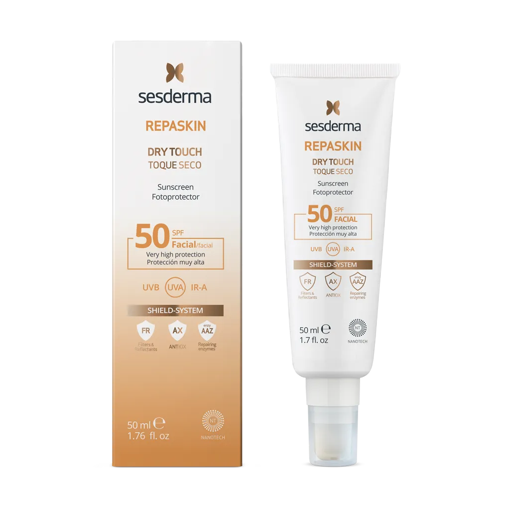 Protege tu piel con estilo con Repaskin Facial SPF50 Toque Seda Color, disponible exclusivamente en nuestra tienda. Esta fórmula única ofrece una alta protección solar con un toque sedoso y un sutil toque de color.