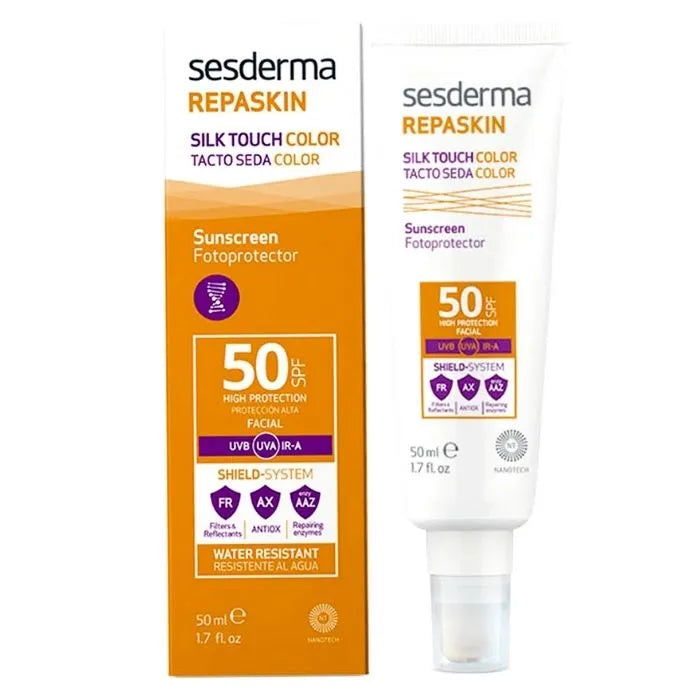 Protege tu piel con elegancia y comodidad con Repaskin Facial SPF50 Toque Seda, disponible exclusivamente en nuestra tienda. Esta fórmula única ofrece una alta protección solar con un toque sedoso, ideal para el cuidado diario de tu piel.