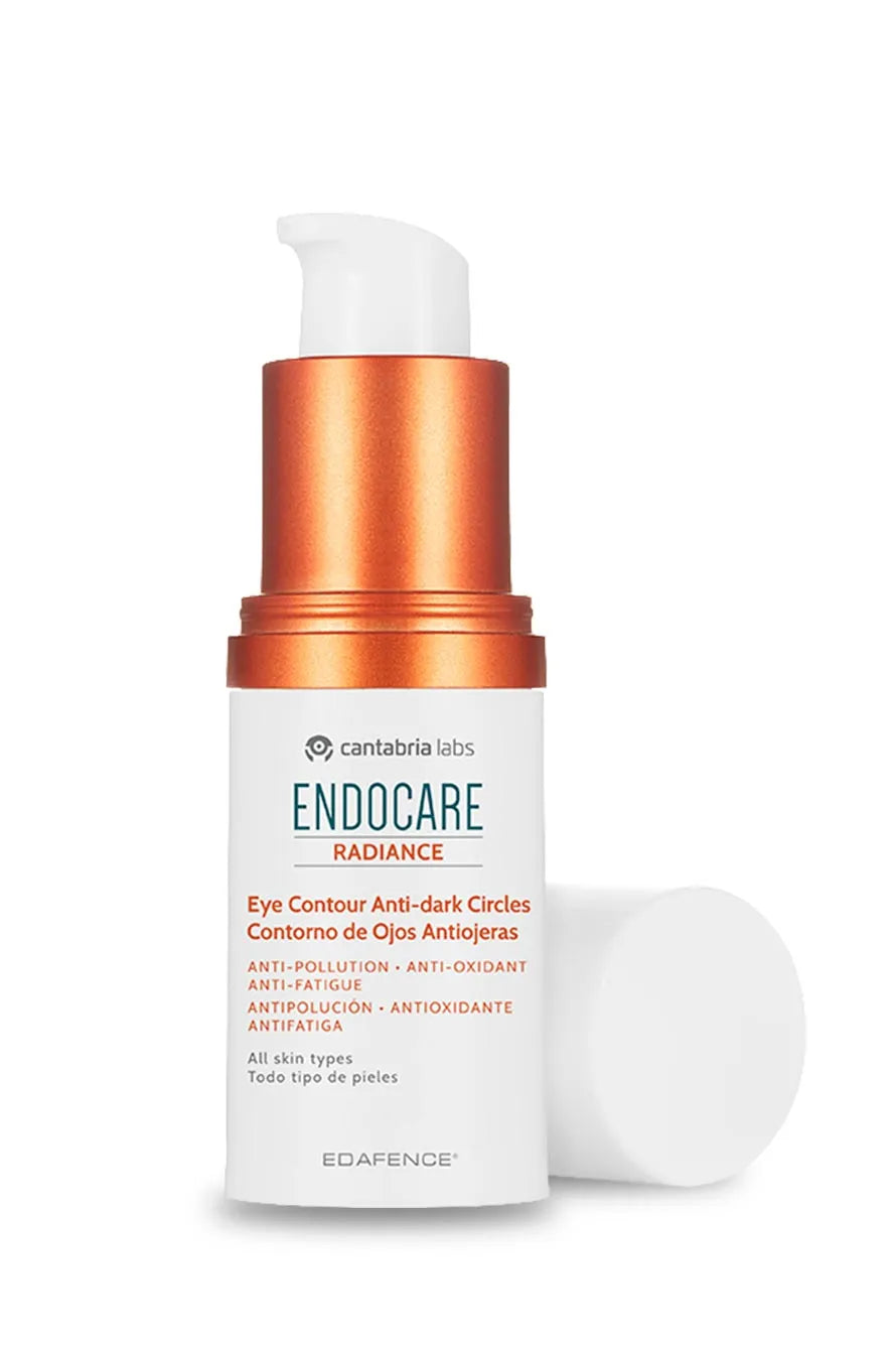 La Crema Contorno de Ojos Radiance de Endocare, en presentación de 15 ml, es un producto especializado diseñado para tratar la delicada piel alrededor de los ojos. Esta crema para el contorno de ojos, disponible en DermaBella, combina ingredientes poderosos para abordar los signos del envejecimiento, como arrugas, ojeras y bolsas, al tiempo que promueve una apariencia más luminosa y firme.